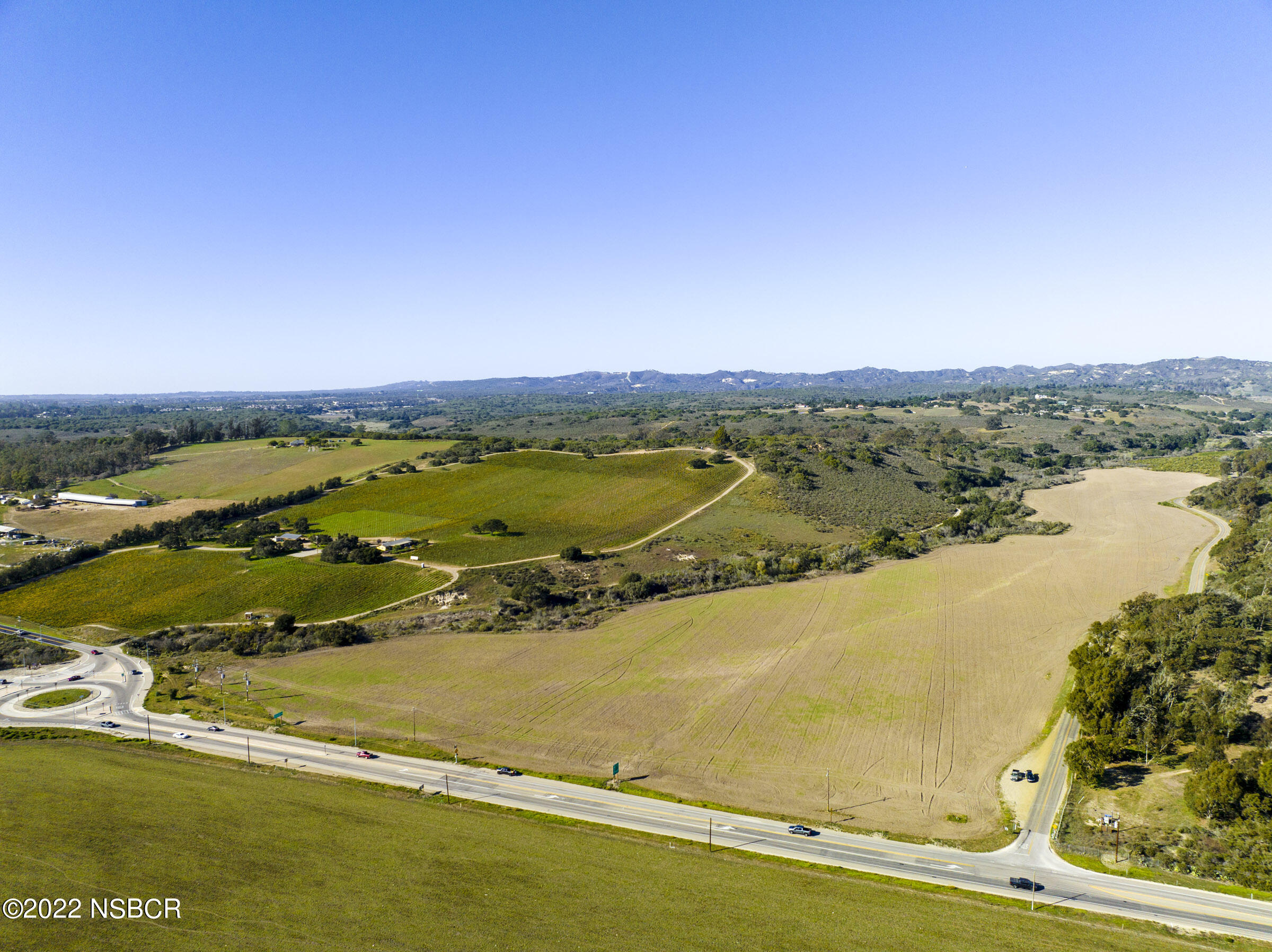 2755 Purisima Road Lompoc, CA 93436 - Photo 31 of 32 a view of an ocean and city