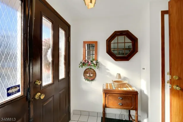 $999,999 | 4 Highfield Court, Wayne, NJ 07470