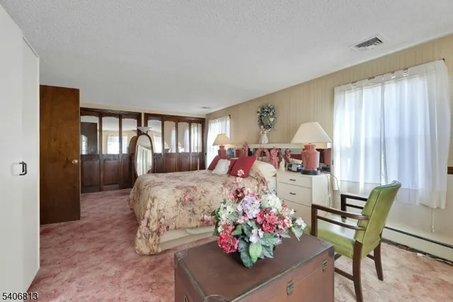 $999,999 | 4 Highfield Court, Wayne, NJ 07470