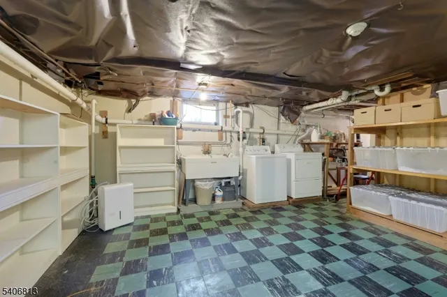 $999,999 | 4 Highfield Court, Wayne, NJ 07470