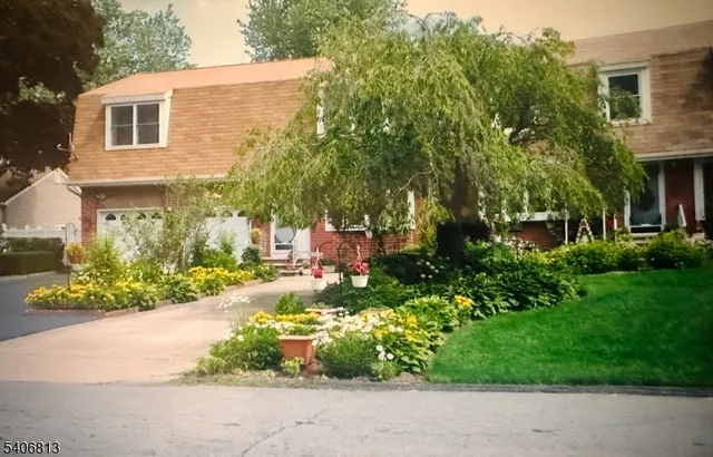 $999,999 | 4 Highfield Court, Wayne, NJ 07470