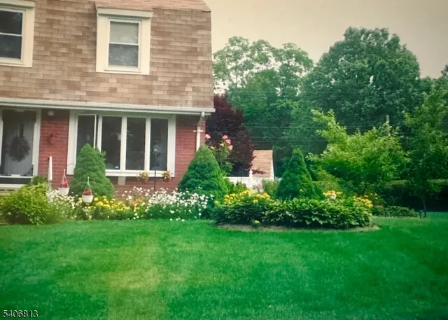 $999,999 | 4 Highfield Court, Wayne, NJ 07470