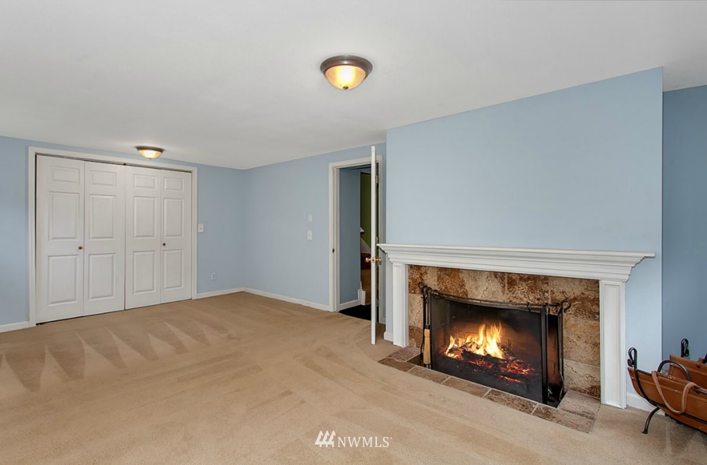 317 Powell Avenue Southwest Renton, WA 98057 - Photo 9 of 17