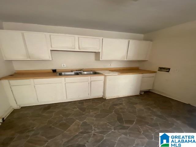 2805 32nd Way Southwest Birmingham, AL 35221 - Photo 2 of 4