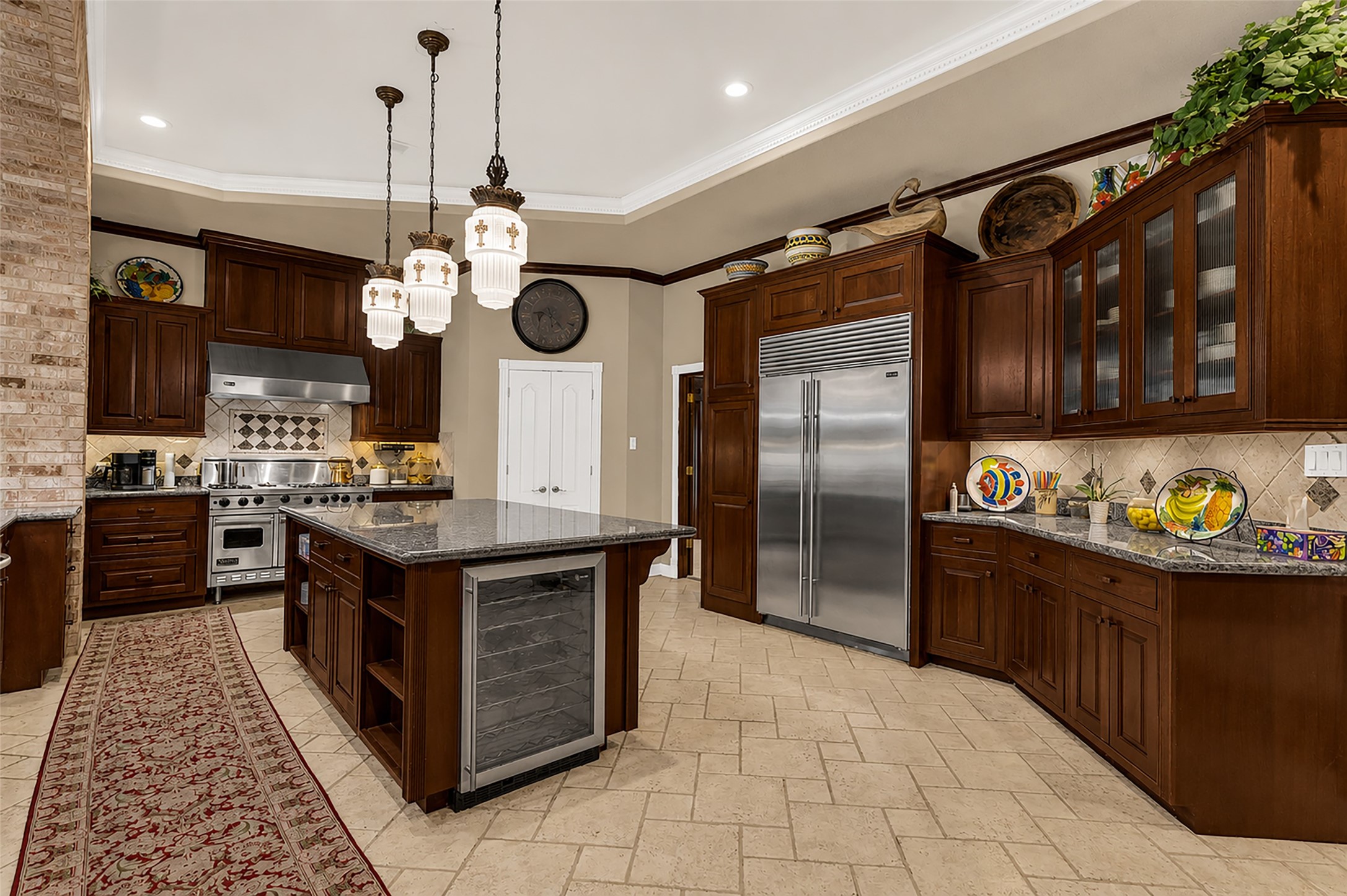 3519 Singleton Road Baytown, TX 77521 - Photo 10 of 42 Hi-end stainless steel built-in appliances