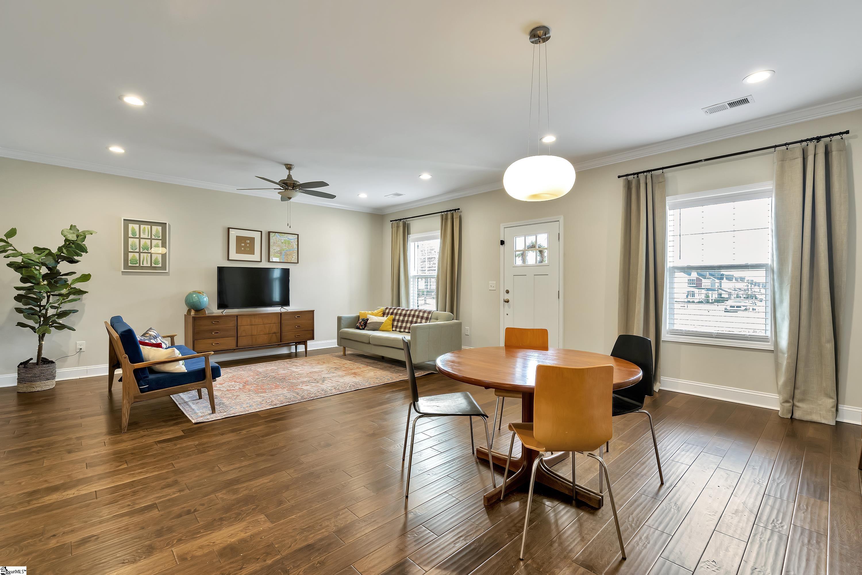 251 Rocky Slope Road Greenville, SC 29607 - Photo 8 of 27 Gallery Image 8