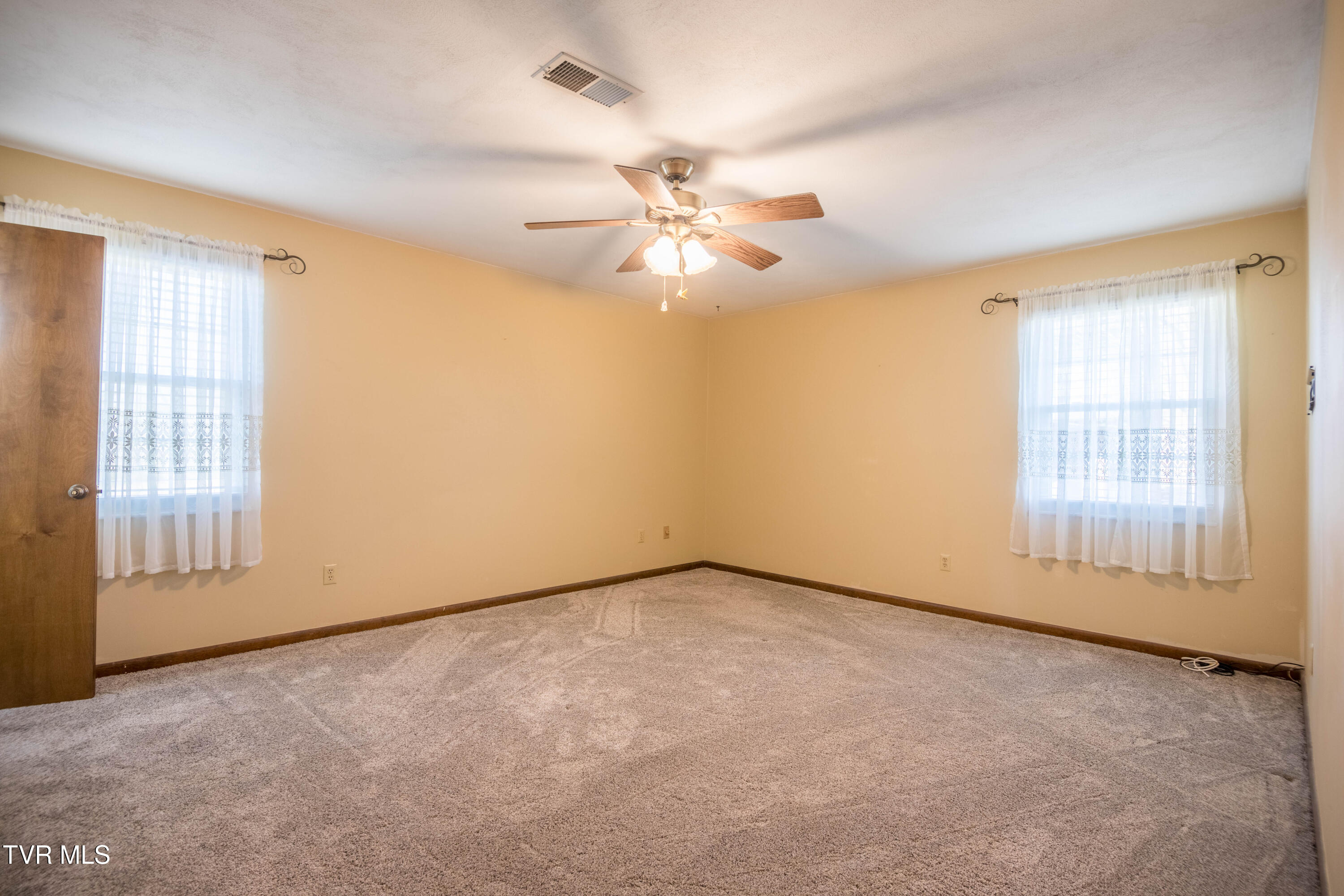 100 Mingo Trail Greeneville, TN 37743 - Photo 15 of 52 087A0816-HDR