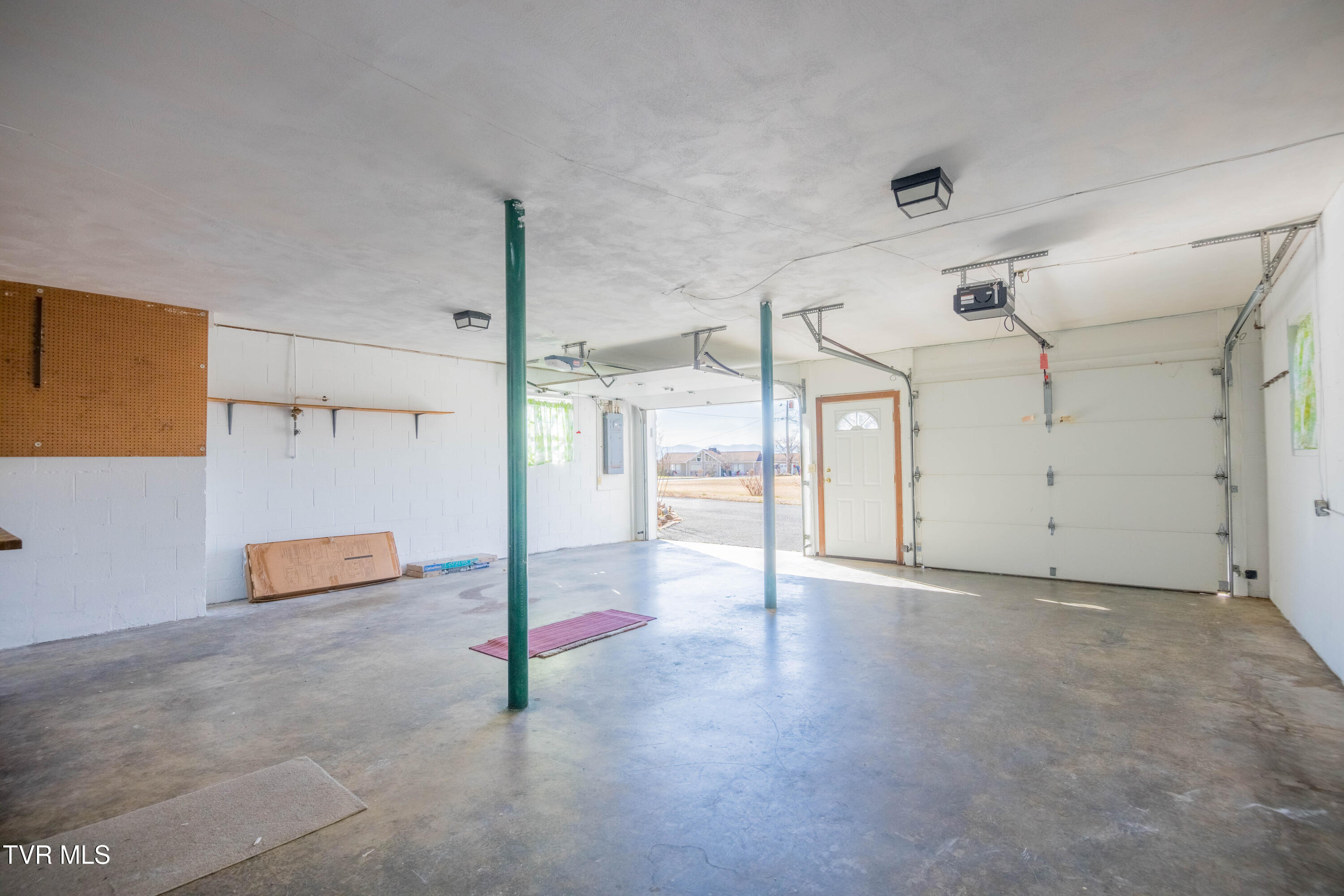 100 Mingo Trail Greeneville, TN 37743 - Photo 28 of 52 087A0850-HDR