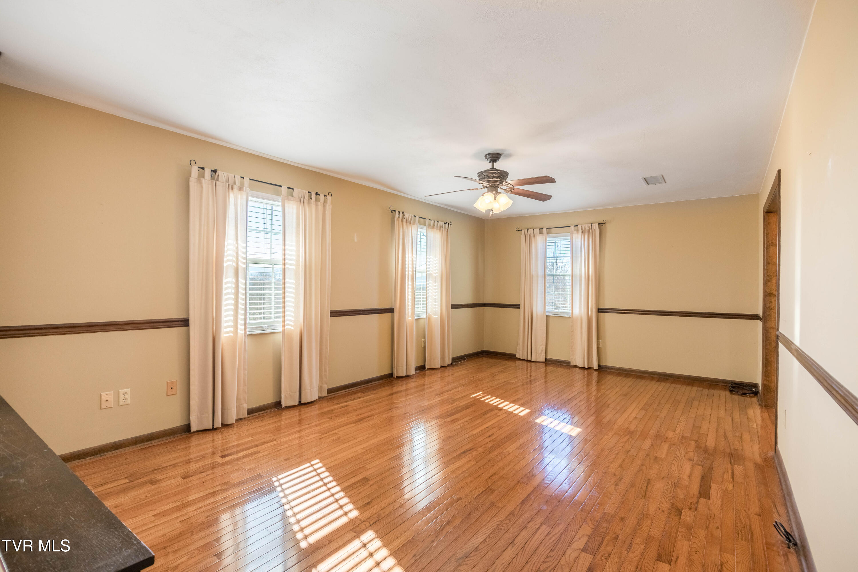 100 Mingo Trail Greeneville, TN 37743 - Photo 5 of 52 087A0769-HDR