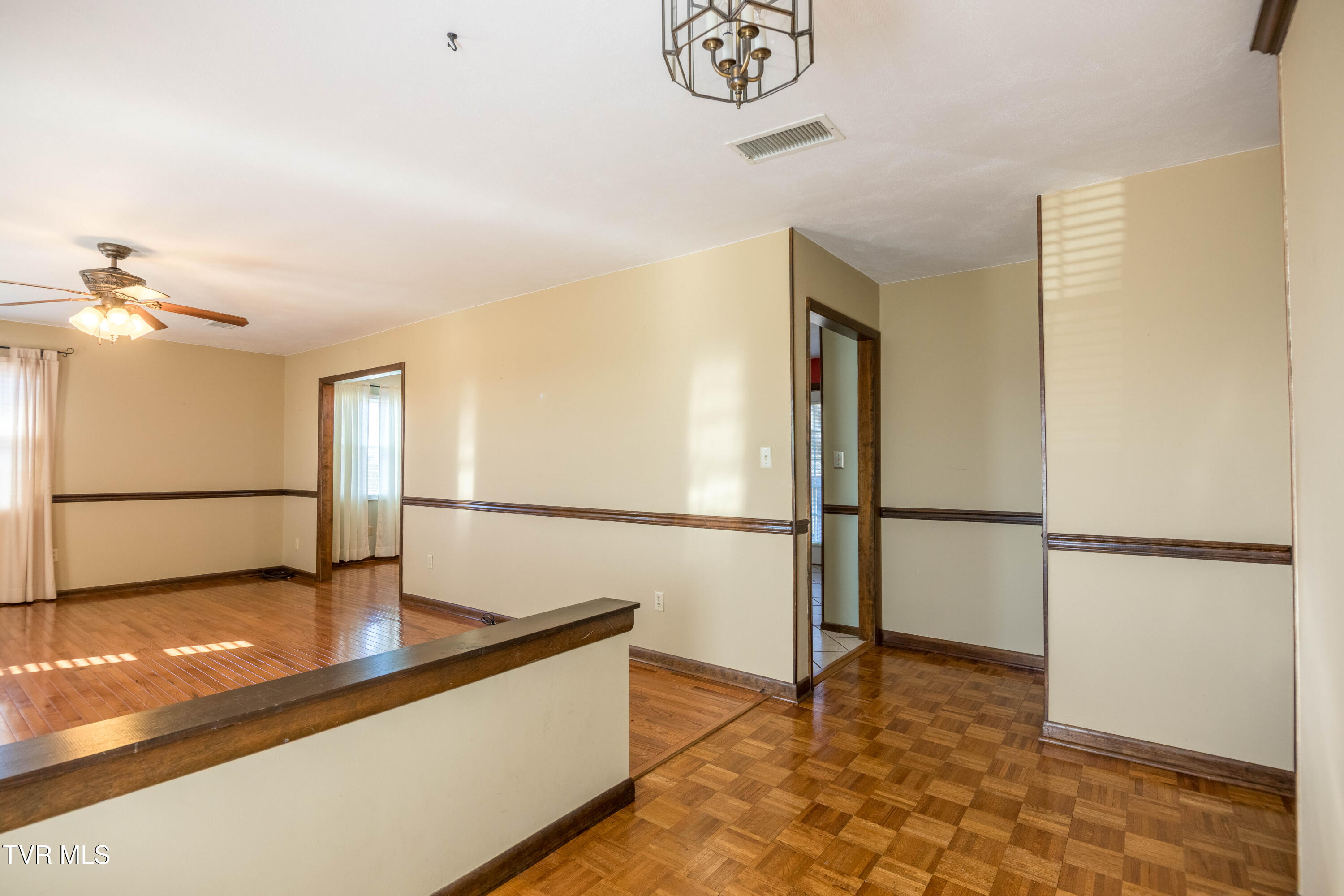 100 Mingo Trail Greeneville, TN 37743 - Photo 7 of 52 087A0762-HDR