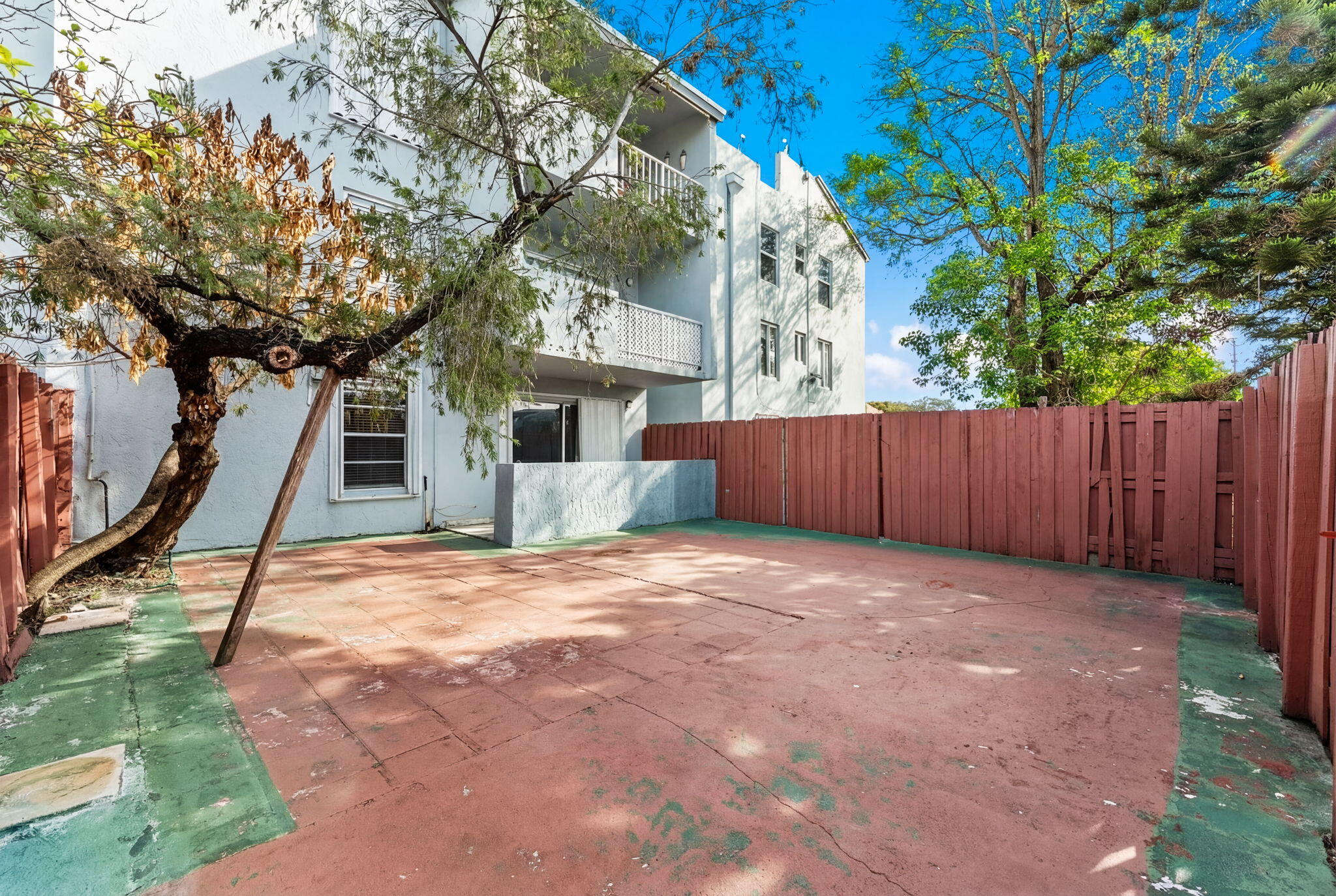 1725 West 60th Street, Unit F126 Hialeah, FL 33012 - Photo 16 of 20 24-web-or-mls-hf_20260310_223332_c1c4798