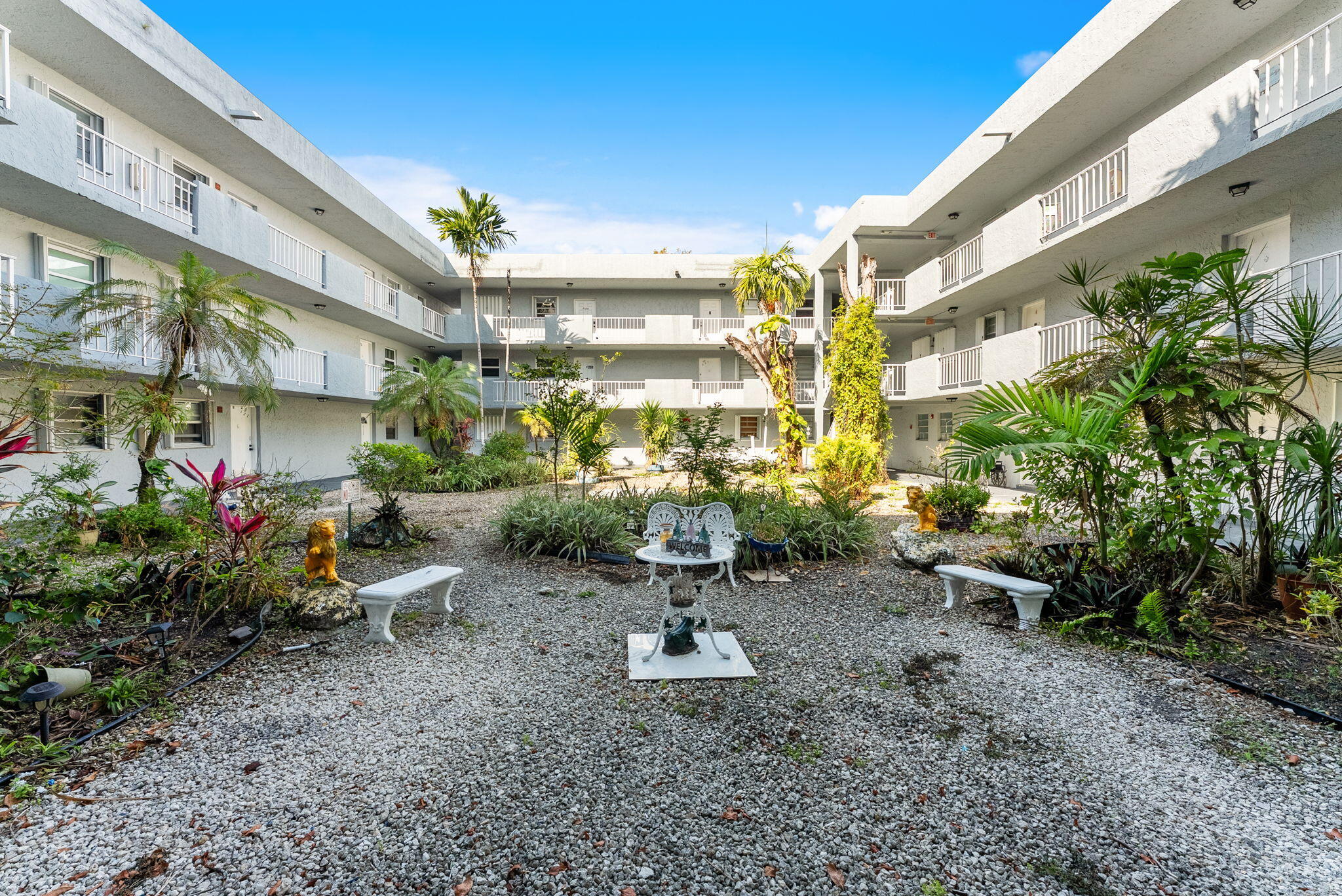 1725 West 60th Street, Unit F126 Hialeah, FL 33012 - Photo 19 of 20 15-web-or-mls-DSC08460