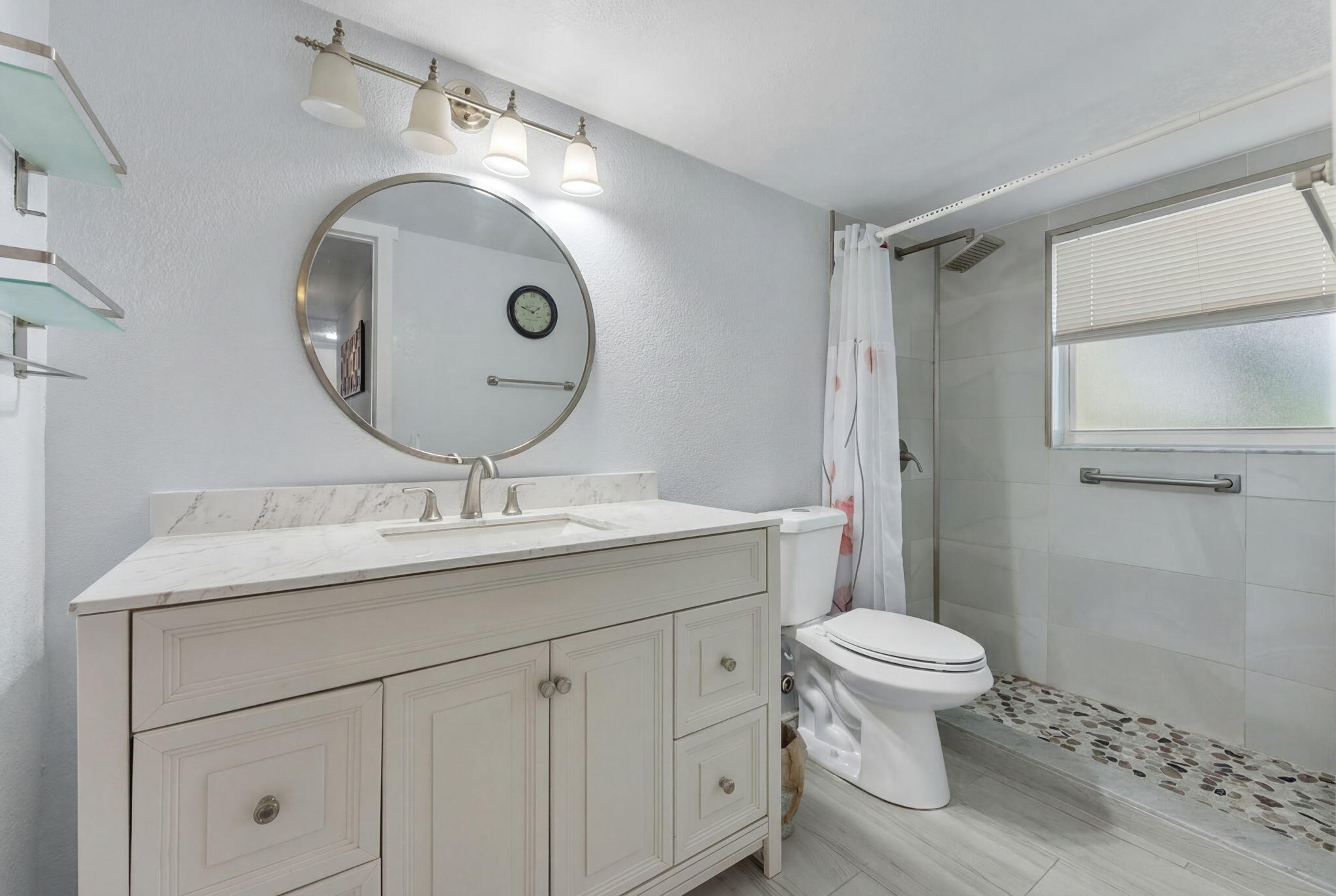 1725 West 60th Street, Unit F126 Hialeah, FL 33012 - Photo 3 of 20 17-web-or-mls-hf_20260310_223228_61ec001