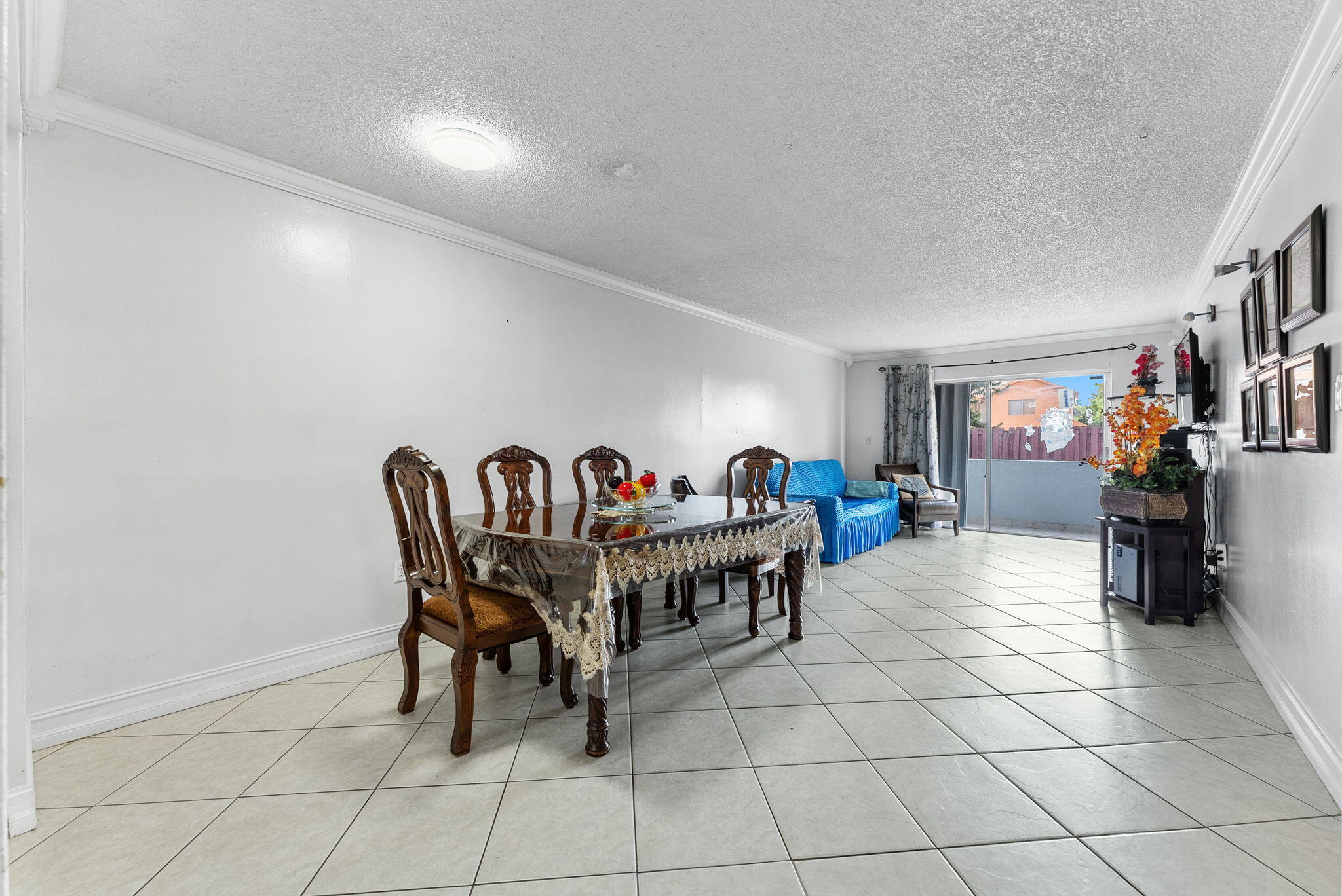 1725 West 60th Street, Unit F126 Hialeah, FL 33012 - Photo 5 of 20 7-web-or-mls-DSC08340