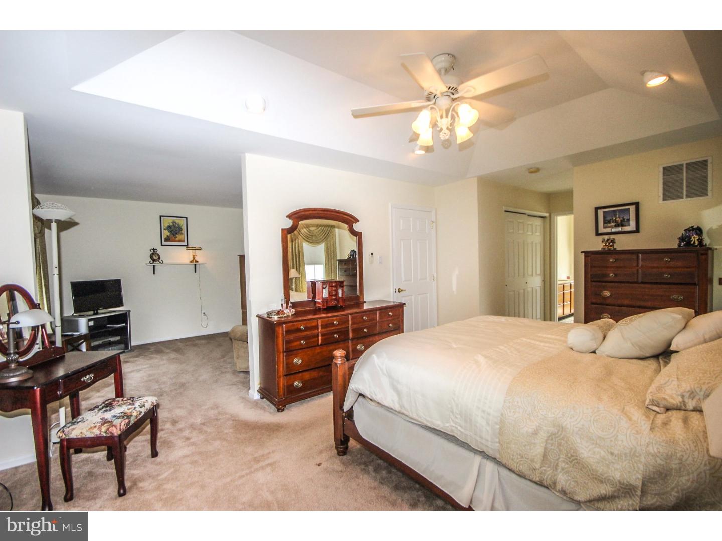 36 Stratton Lane Sewell, NJ 08080 - Photo 13 of 25 Gallery Image 13