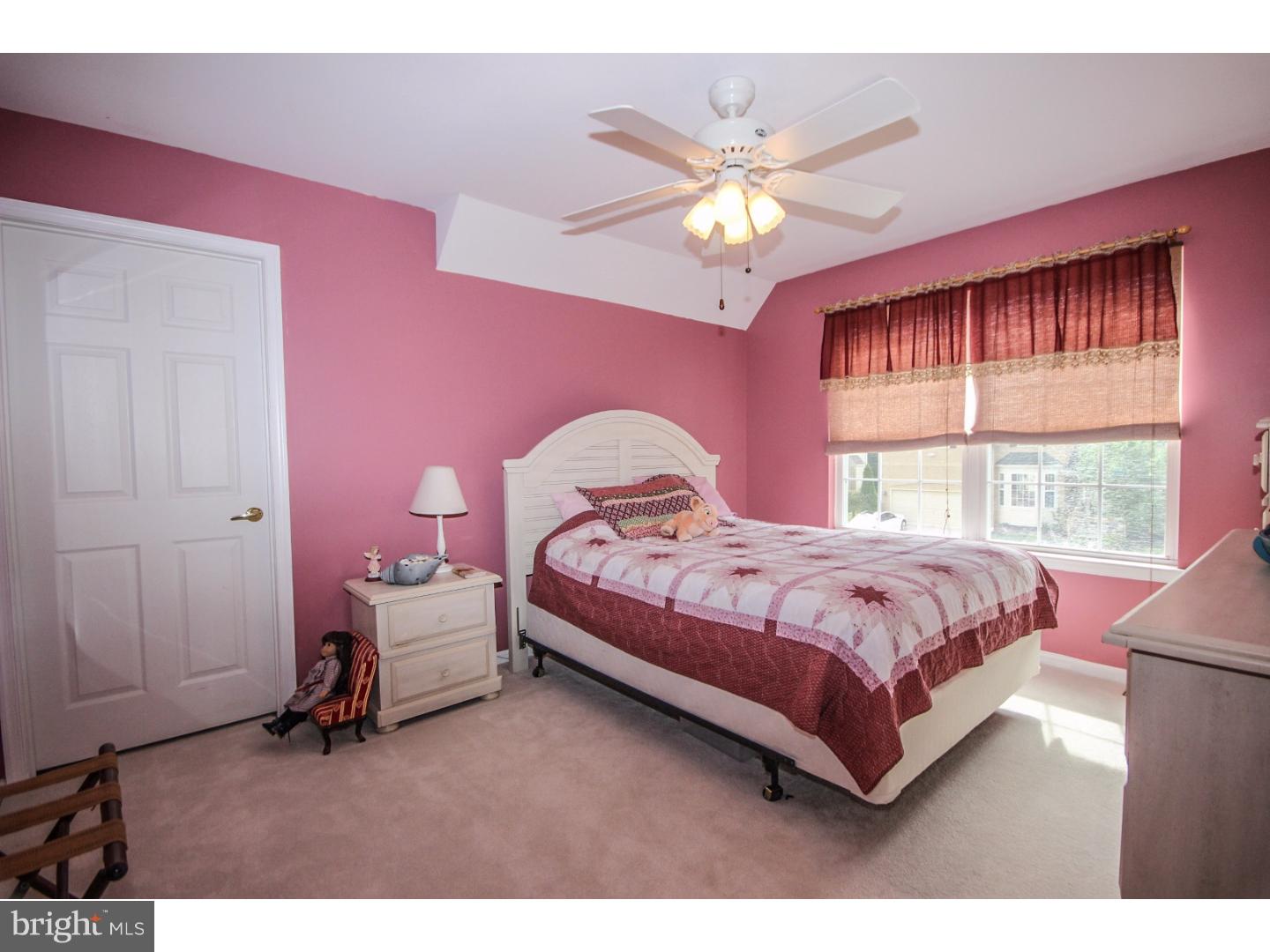 36 Stratton Lane Sewell, NJ 08080 - Photo 17 of 25 Gallery Image 17