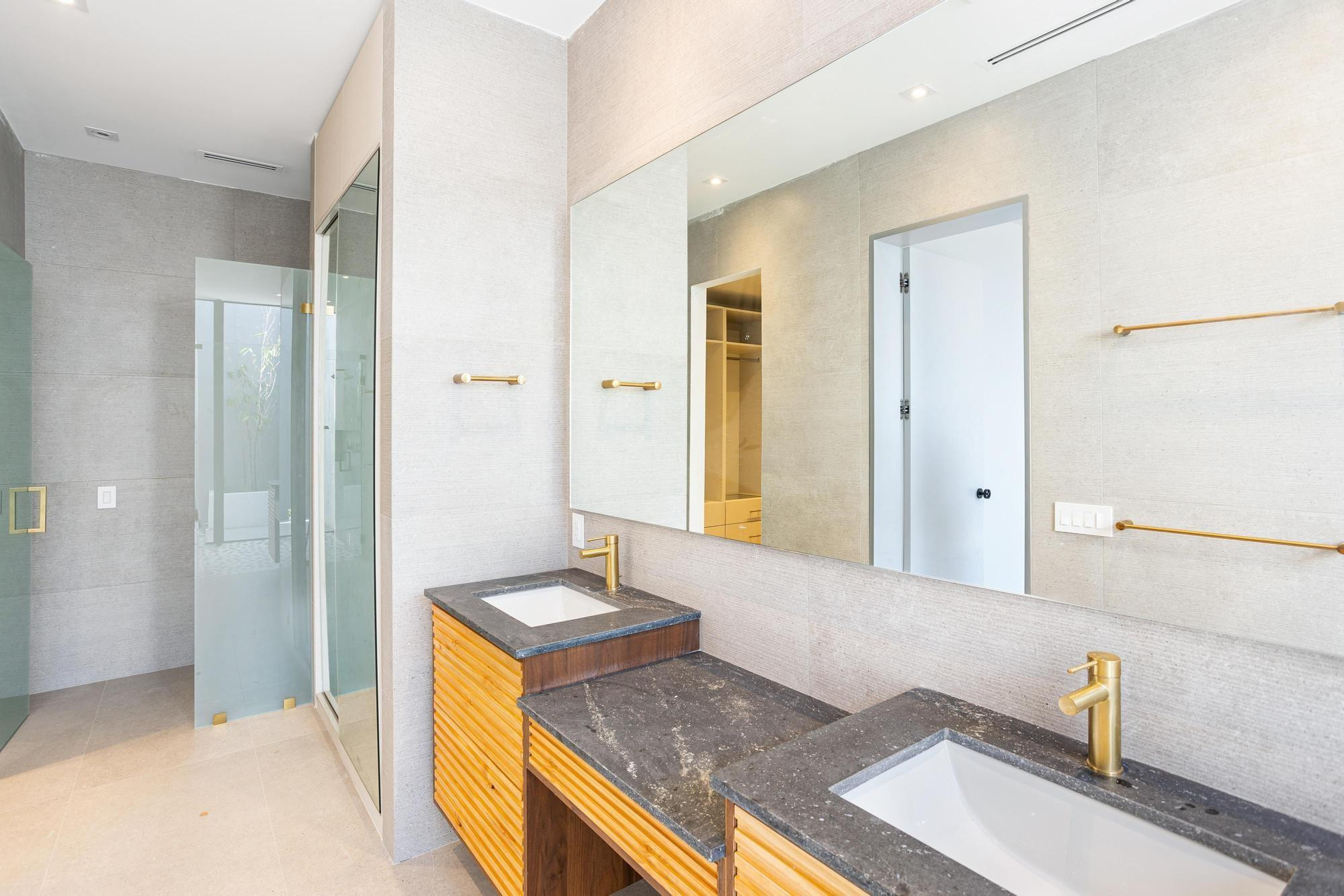 1904 Southwest 22nd Terrace Miami, FL 33145 - Photo 24 of 30 Photo 24