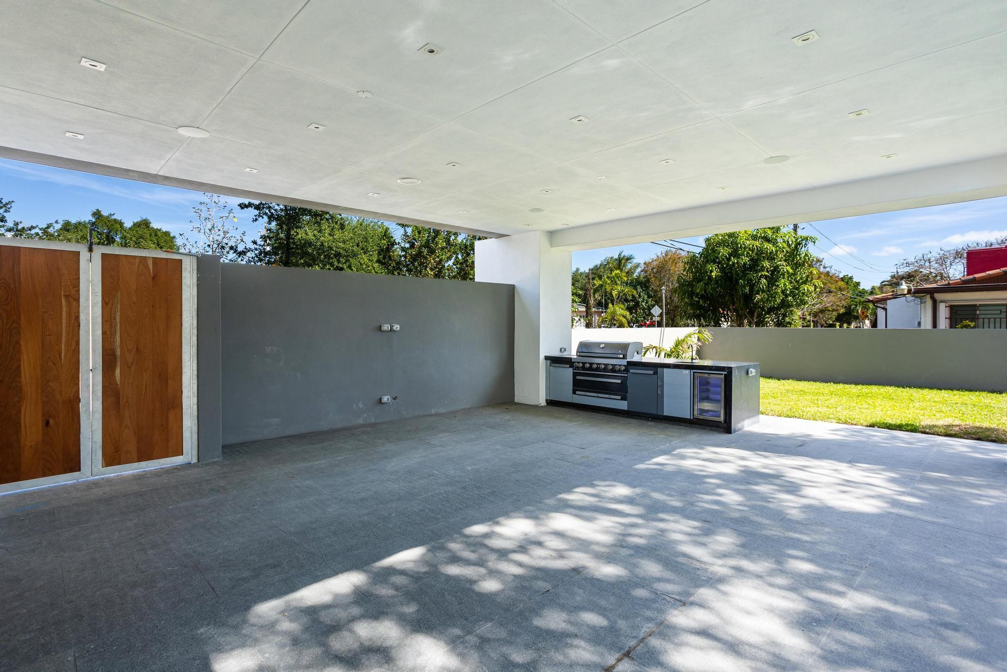 1904 Southwest 22nd Terrace Miami, FL 33145 - Photo 27 of 30 Photo 27