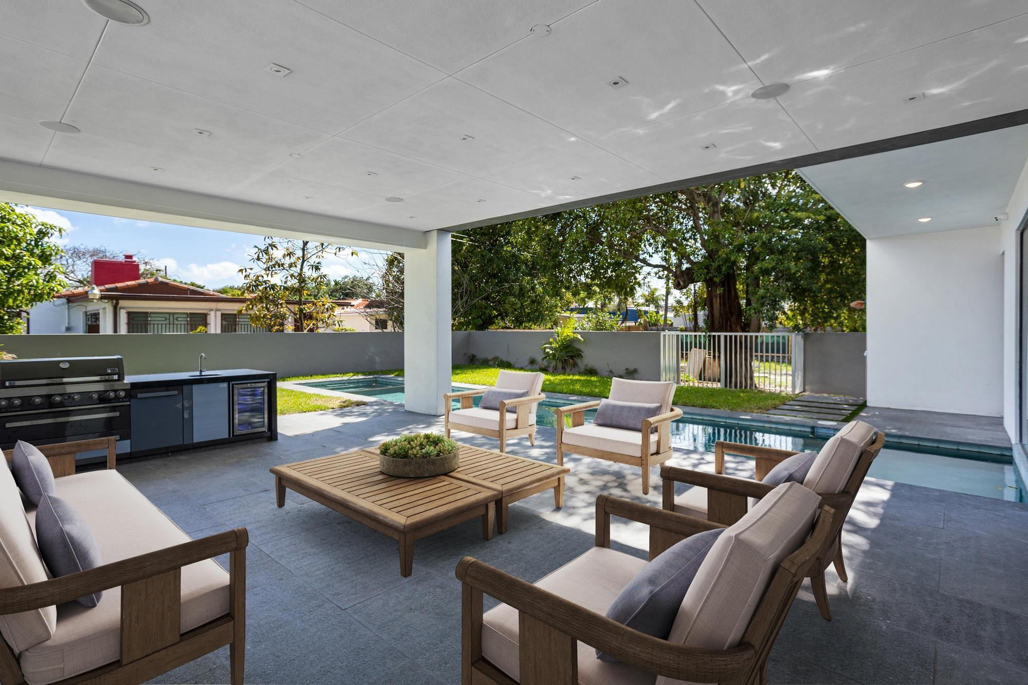 1904 Southwest 22nd Terrace Miami, FL 33145 - Photo 3 of 30 Photo 3