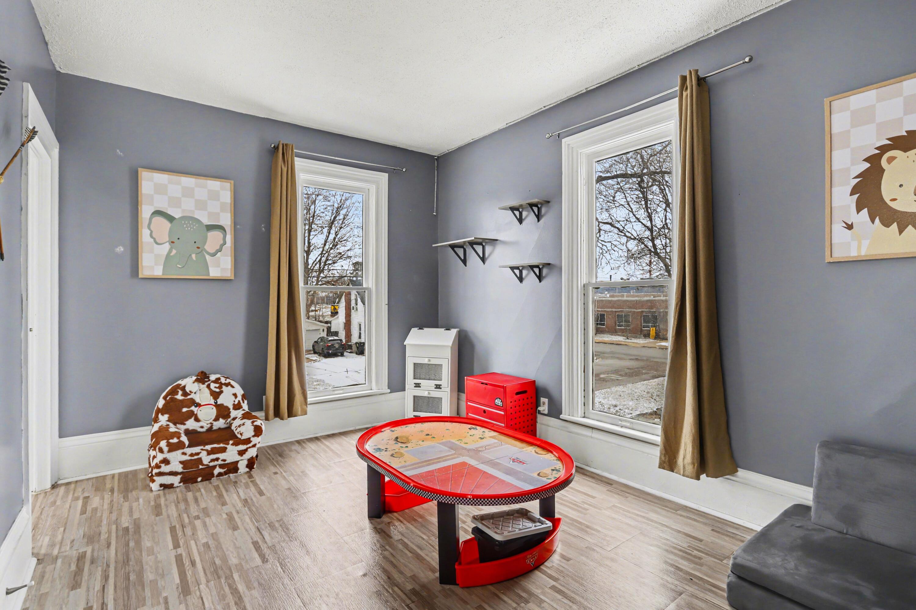 711 Maple Street Three Rivers, MI 49093 - Photo 14 of 21 014_file_2250