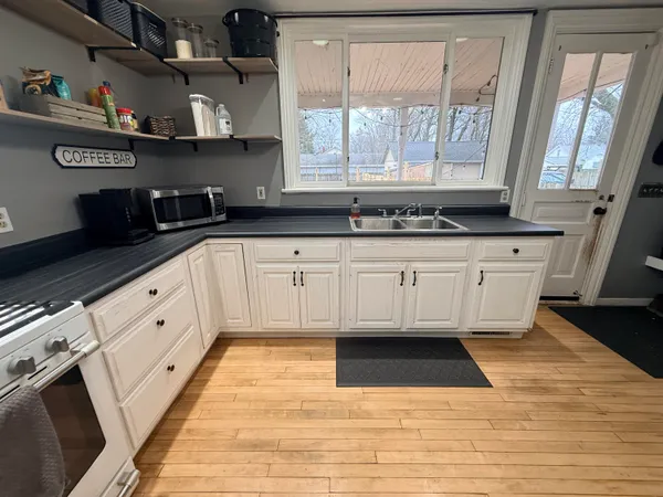 $189,900 | 711 Maple Street, Three Rivers, MI 49093