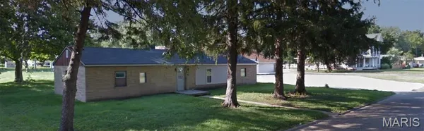 $20,000 | 651 North Sperry Street, Bushnell, IL 61422