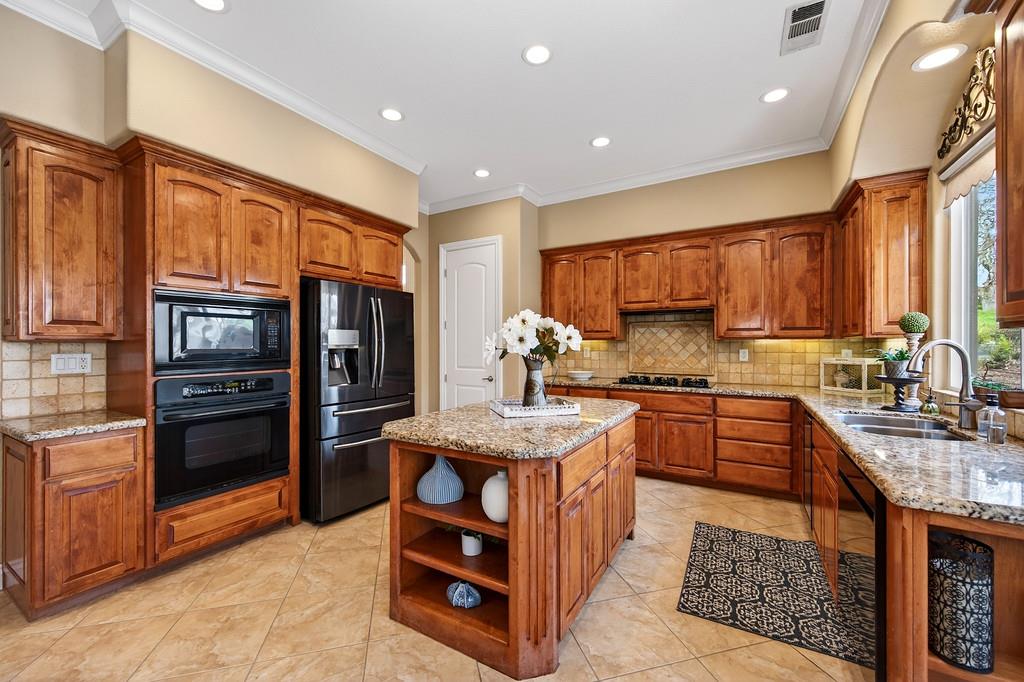 6513 Puerto Drive Rancho Murieta, CA 95683 - Photo 16 of 56