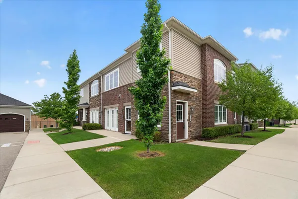 $369,000 | 5510 Arbor Chase Drive, Ann Arbor, MI 48103