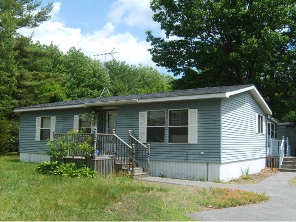 17 South Blueberry Lane Rochester, NH 03867 - Photo 1 of 1