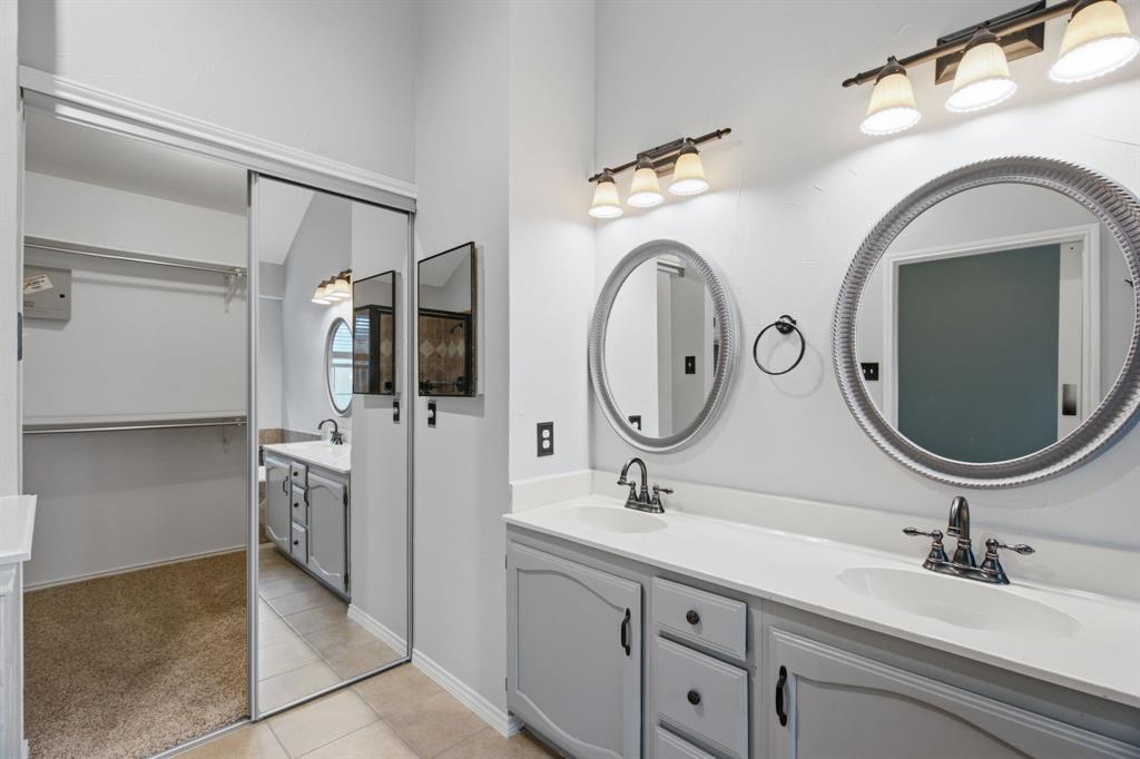 2074 Briarcliff Road Lewisville, TX 75067 - Photo 32 of 40