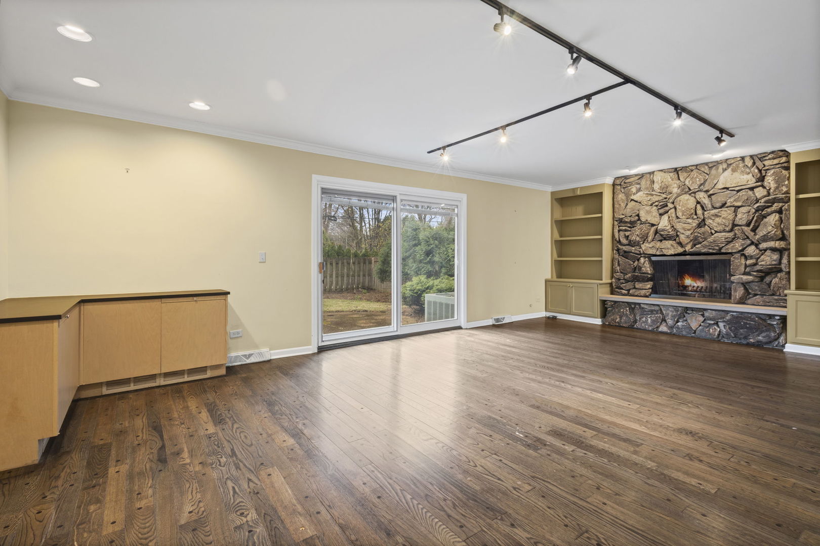 560 Hunter Road Wilmette, IL 60091 - Photo 11 of 41