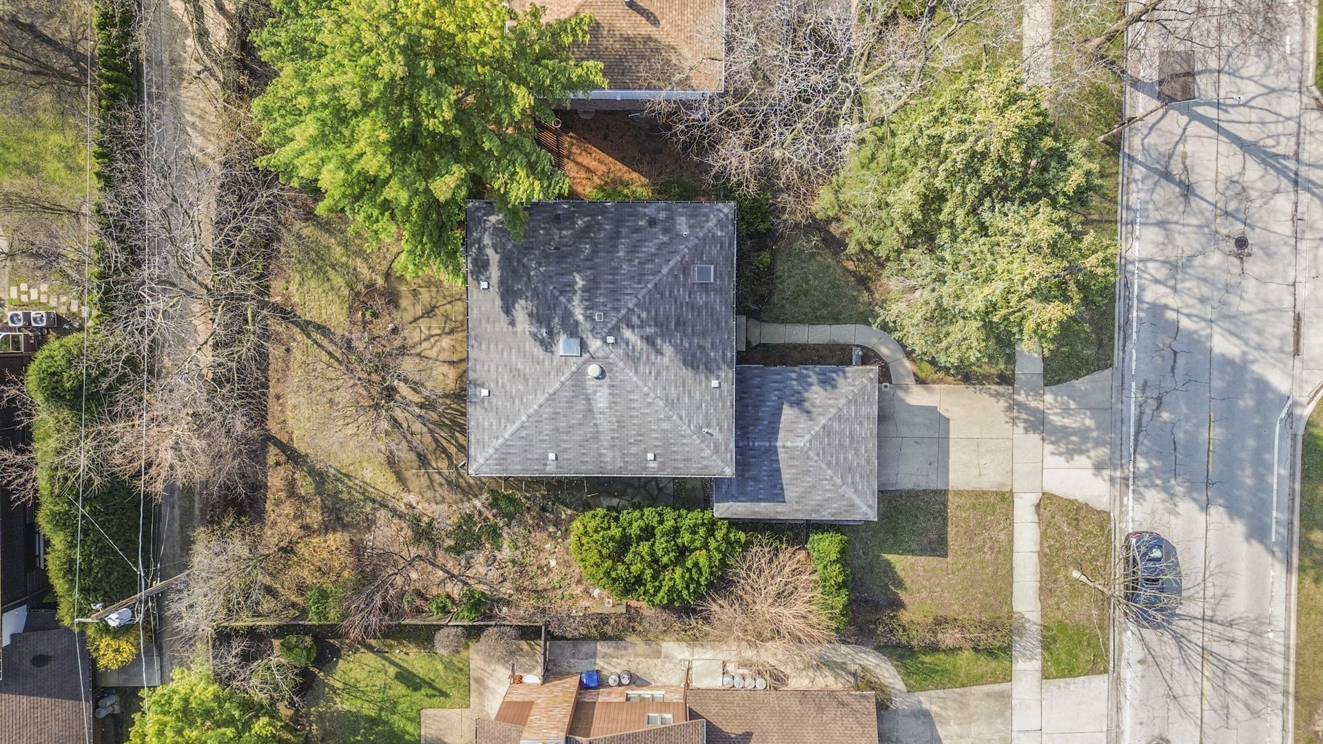 560 Hunter Road Wilmette, IL 60091 - Photo 37 of 41