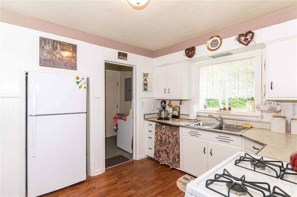3322 Manor Road Anderson, IN 46011 - Photo 11 of 26 Gallery Image 11