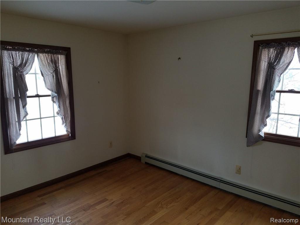 12100 Foley Road Emmett, MI 48022 - Photo 8 of 18 20181121_130655.jpg