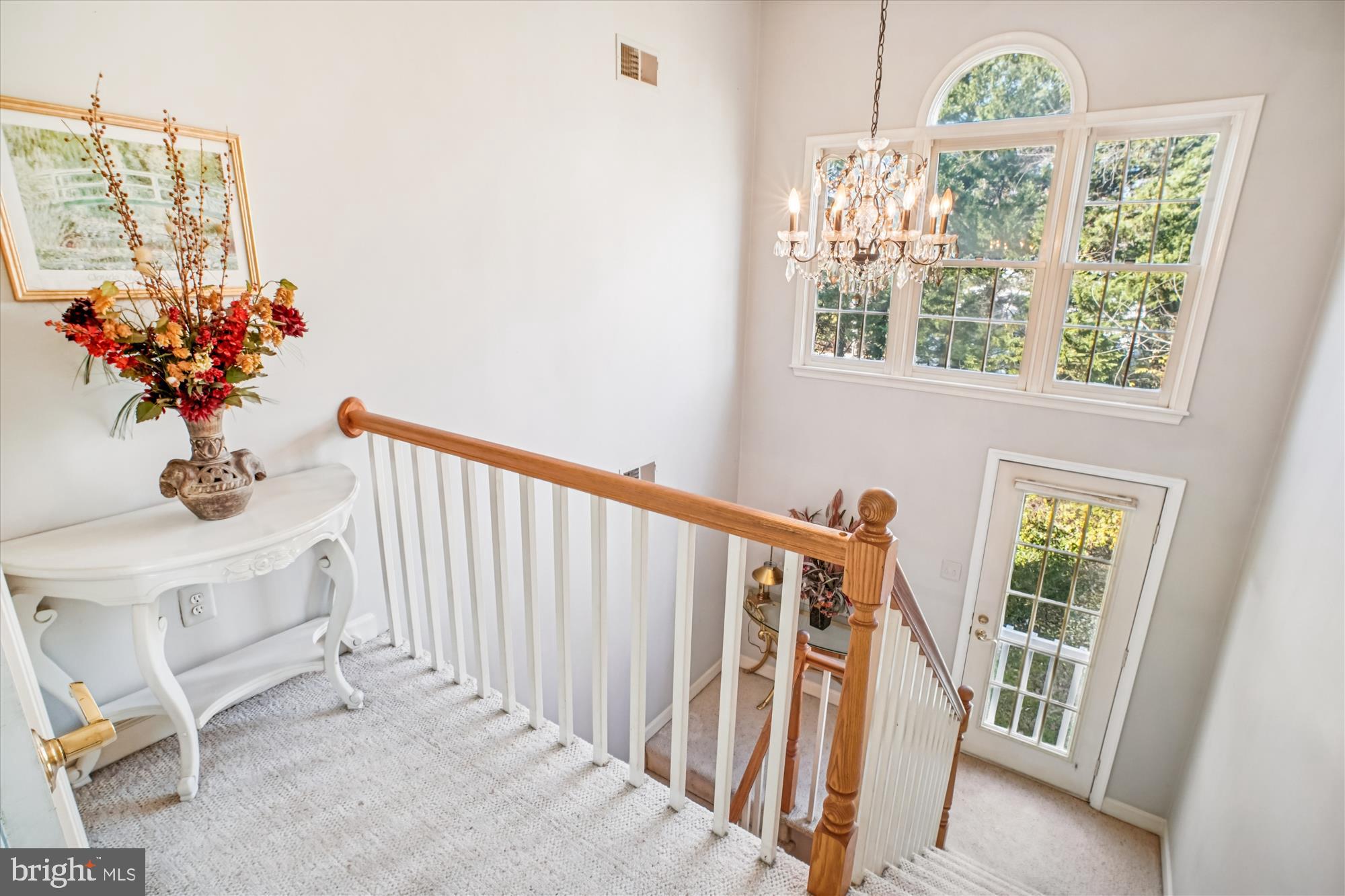 2627 Five Oaks Road Vienna, VA 22181 - Photo 19 of 111 a view of a interior of house