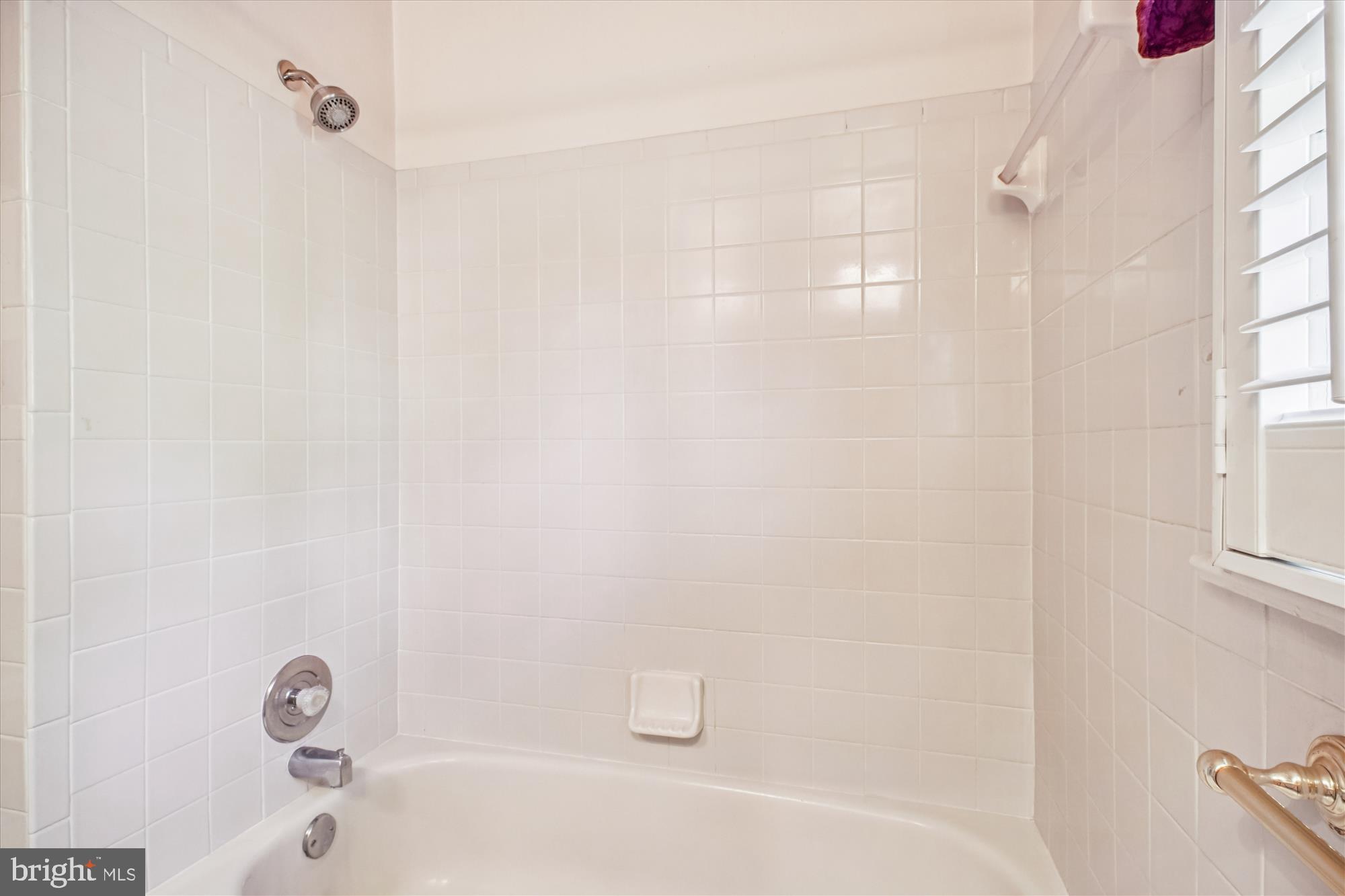 2627 Five Oaks Road Vienna, VA 22181 - Photo 37 of 111 Bathroom 1