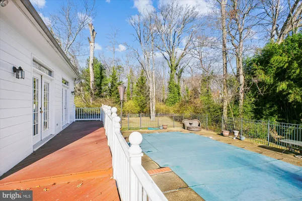 $1,460,000 | 2627 Five Oaks Road, Vienna, VA 22181