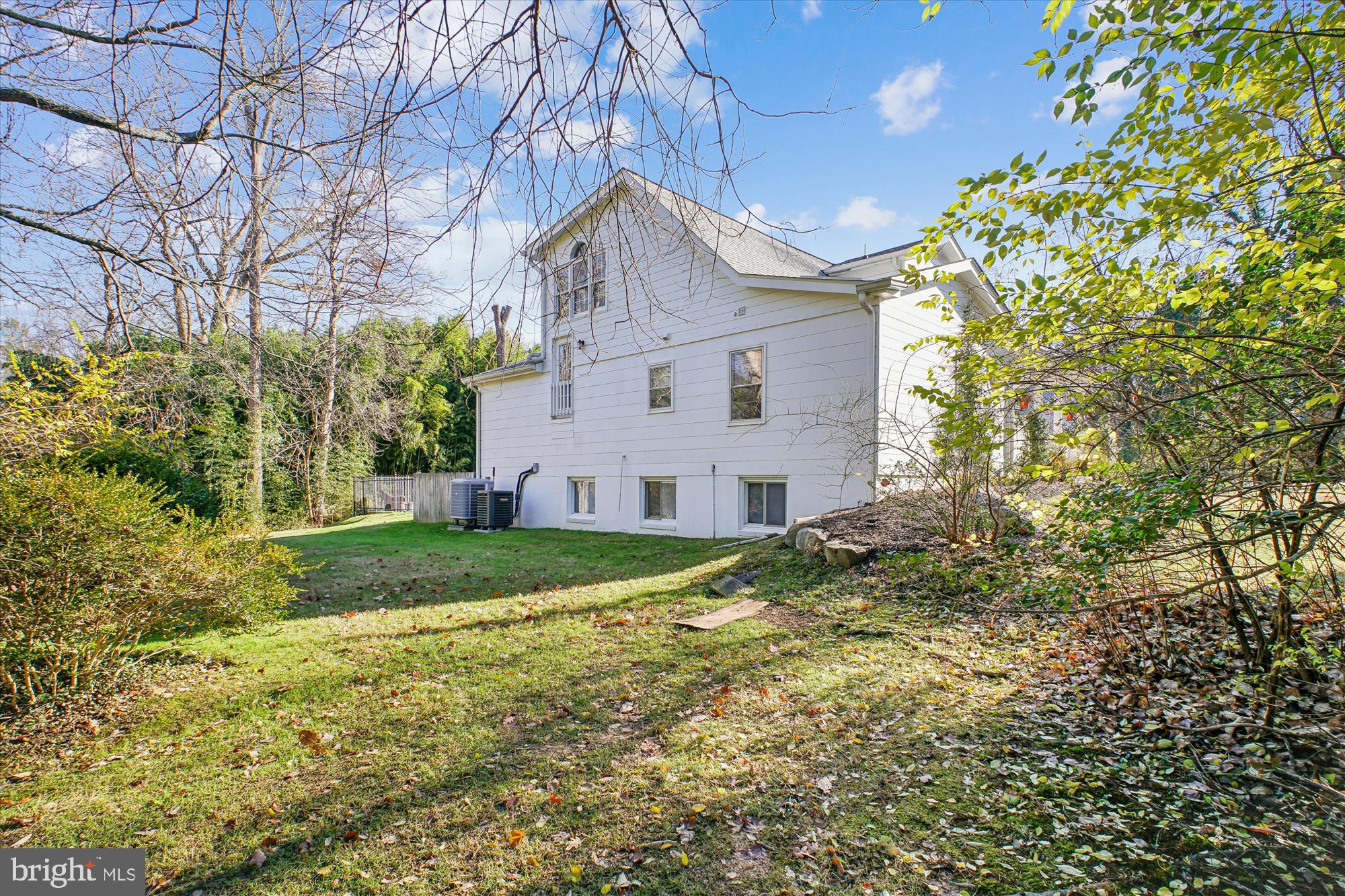 2627 Five Oaks Road Vienna, VA 22181 - Photo 79 of 111 Rear view