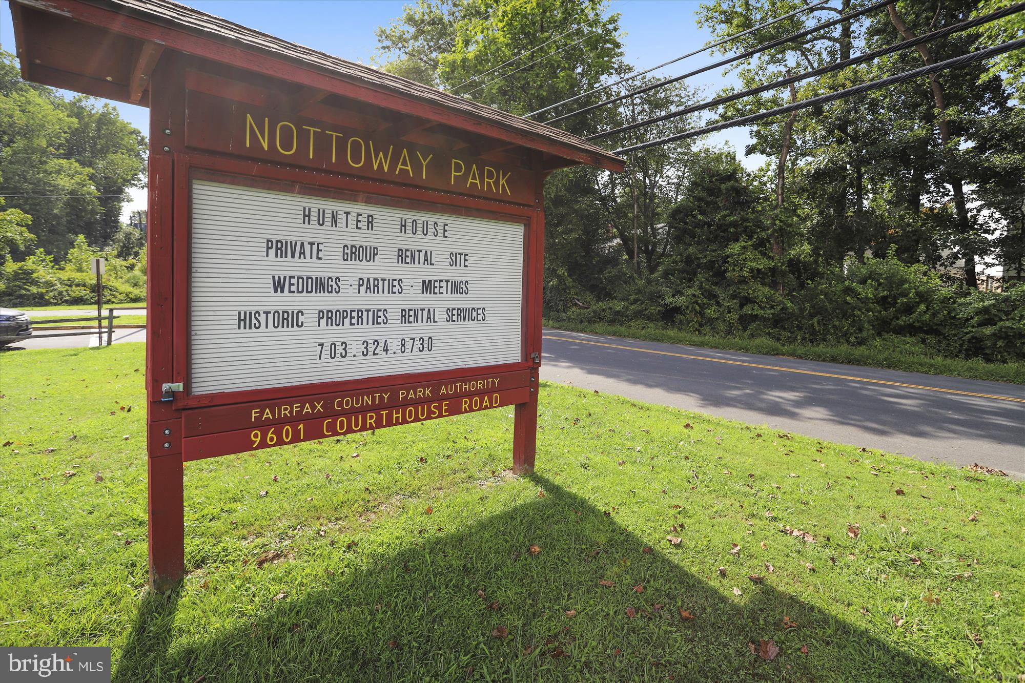 2627 Five Oaks Road Vienna, VA 22181 - Photo 90 of 111 a sign on the side of the building
