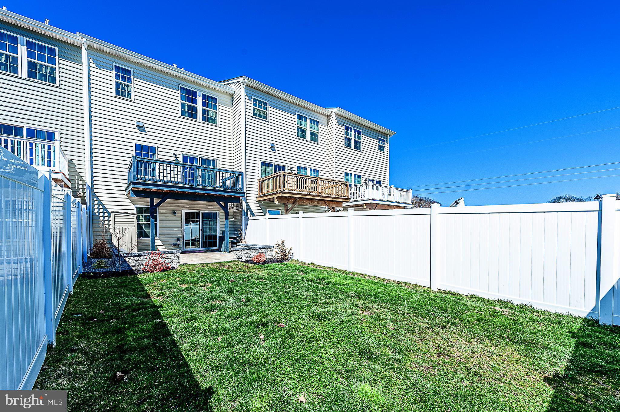 157 Star Drive Mount Holly, NJ 08060 - Photo 5 of 31 Exterior Back