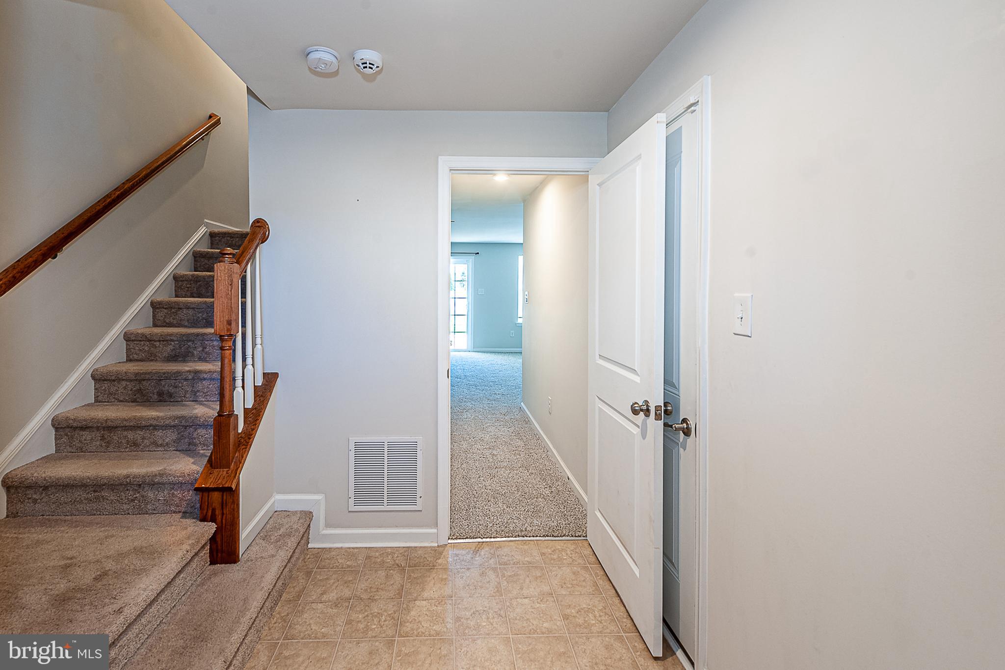 157 Star Drive Mount Holly, NJ 08060 - Photo 6 of 31 Level 1 -- Entry