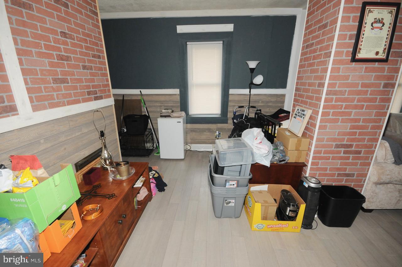 42 Clementon Road West Gibbsboro, NJ 08026 - Photo 14 of 25 Gallery Image 14