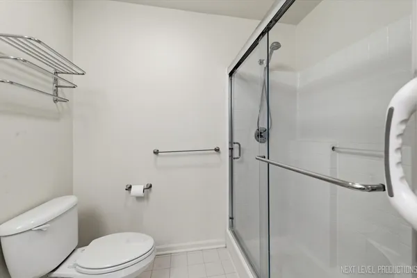 $299,900 | 147 Hunt Club Drive, Unit 147, St. Charles, IL 60174