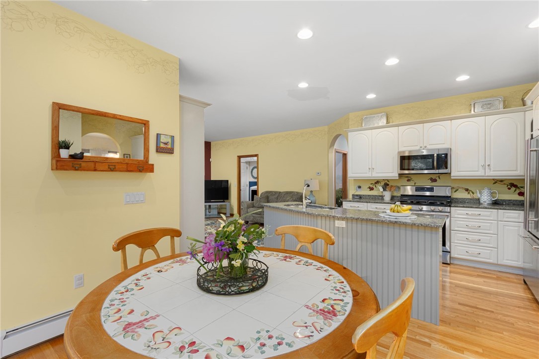 35 Great Road Barrington, RI 02806 - Photo 10 of 37