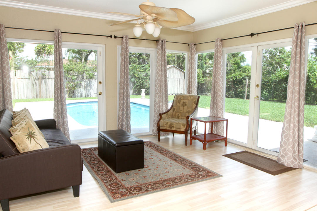 99 Southwest 12th Avenue Boca Raton, FL 33486 - Photo 4 of 21 IMG_8621