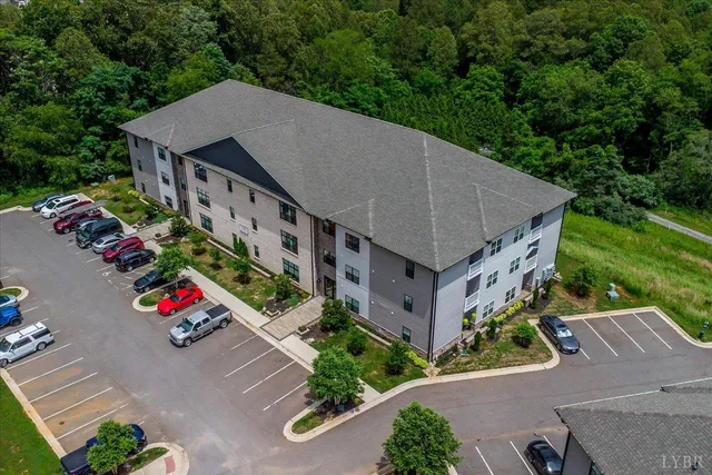 $255,000 | 1300 Stoney Ridge Boulevard, Unit 208, Forest, VA 24551