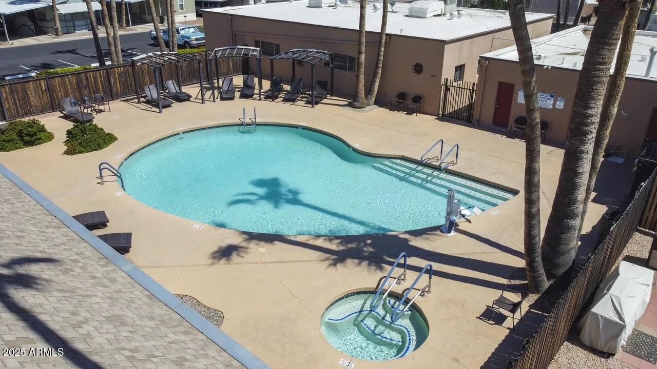 2050 West Dunlap Avenue, Unit B153 Phoenix, AZ 85021 - Photo 19 of 23 Community Pool