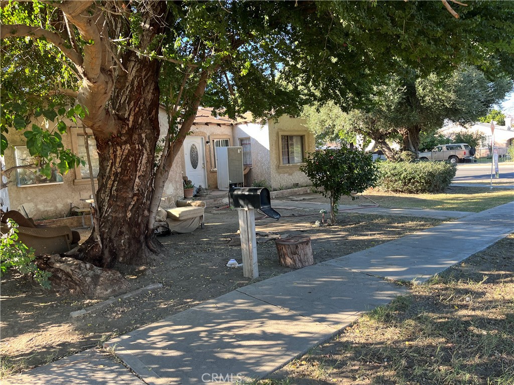 45639 King Street Indio, CA 92201 - Photo 28 of 28 a view of a street with houses