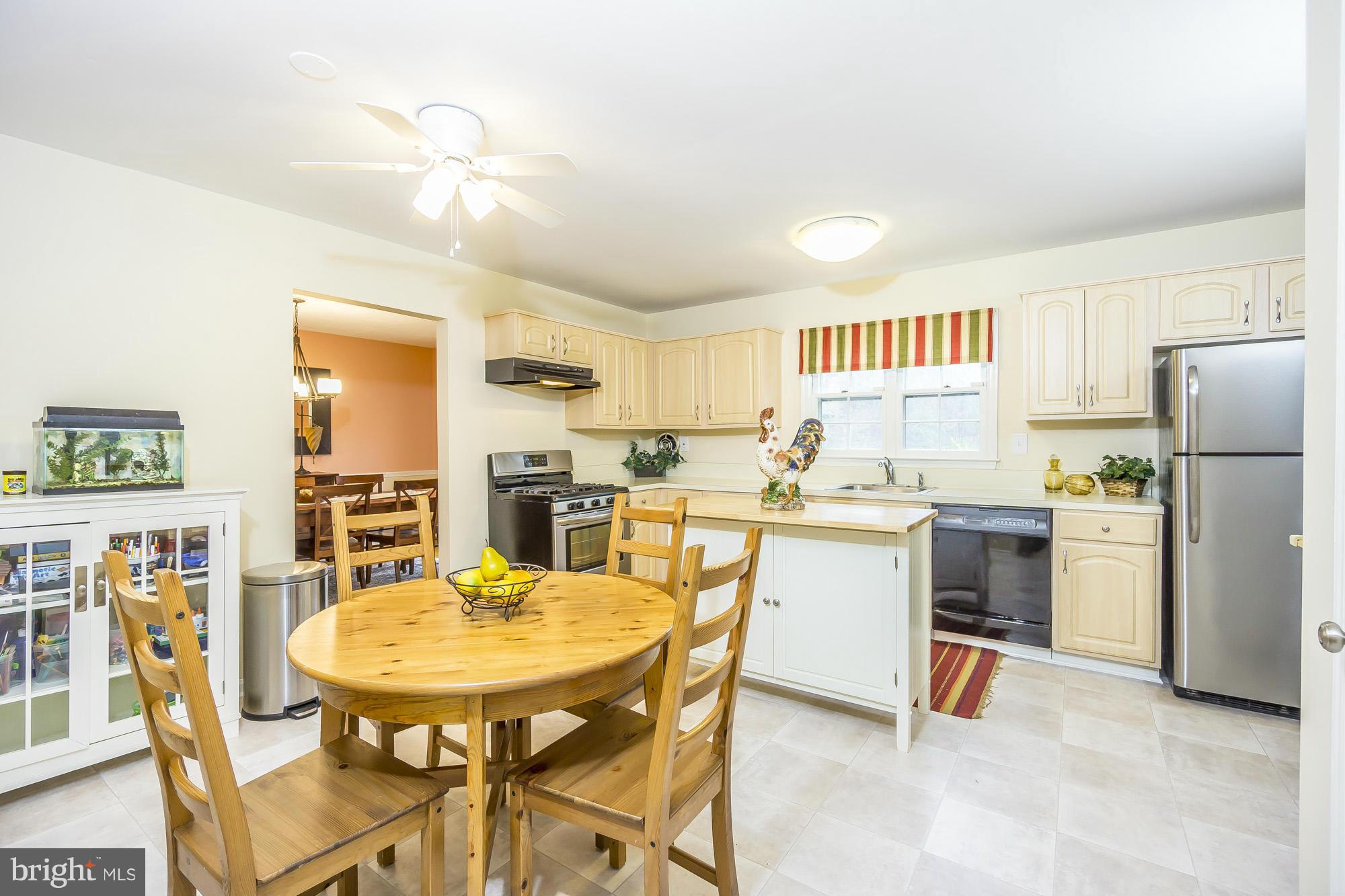1648 Winding Waye Lane Silver Spring, MD 20902 - Photo 7 of 30 Kitchen