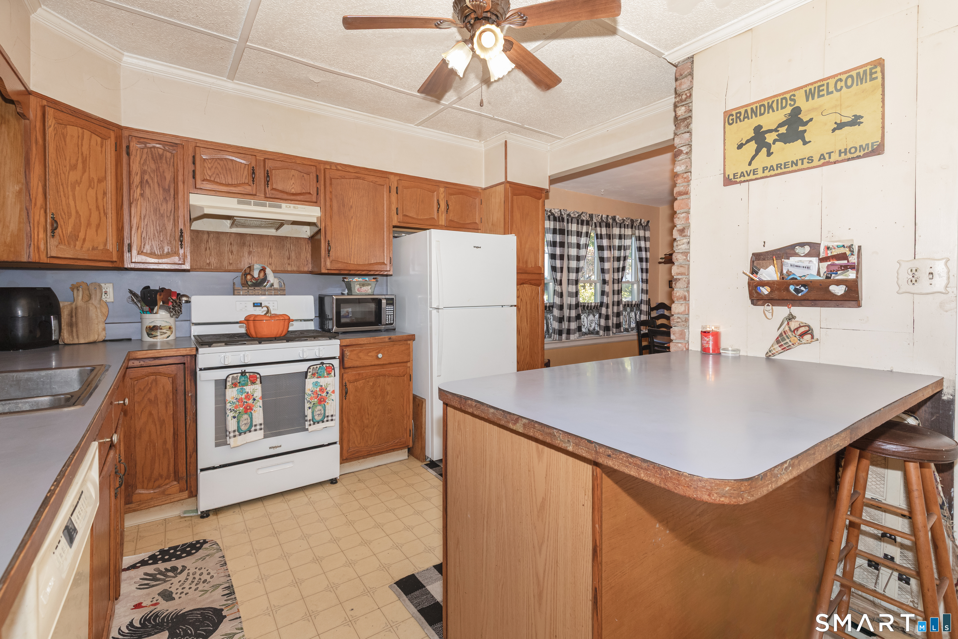 516 Chipman Street Waterbury, CT 06708 - Photo 16 of 40 Gallery Image 16
